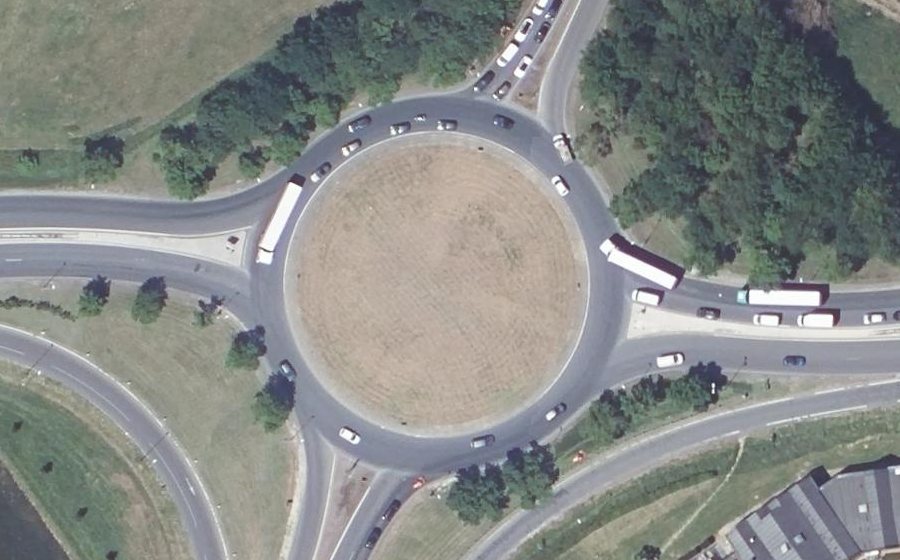 Vue aérienne du Rond-point anonyme n°14486522