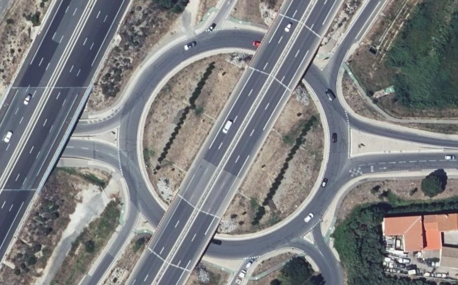 Vue aérienne du Rond-point anonyme n°145040048