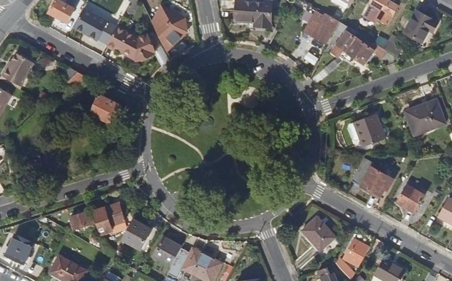 Vue aérienne du Place Henri IV