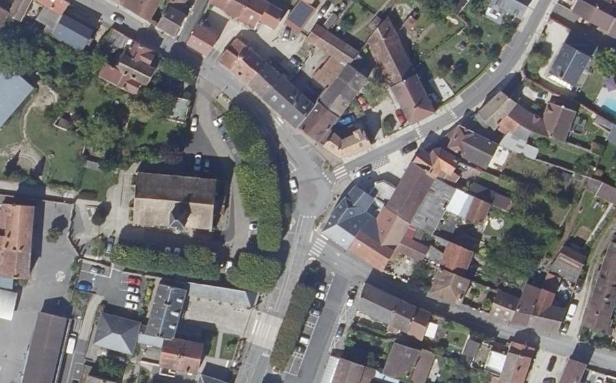 Vue aérienne du Rond-point anonyme n°1457753175