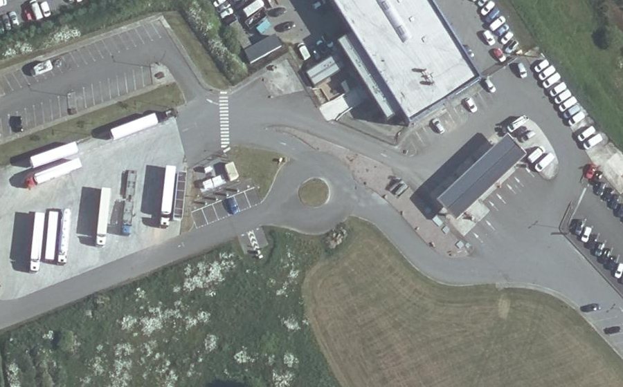 Vue aérienne du Rond-point anonyme n°1460490057