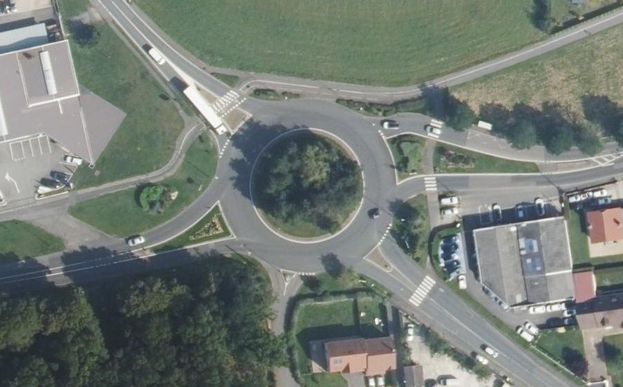 Vue aérienne du Rond-Point du Poteau des Trois Seigneurs