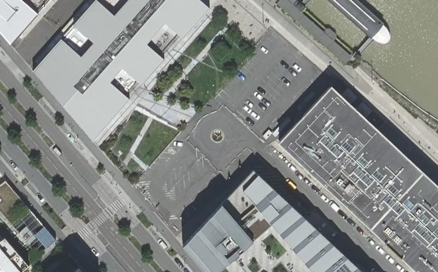 Vue aérienne du Rond-point anonyme n°1465531871