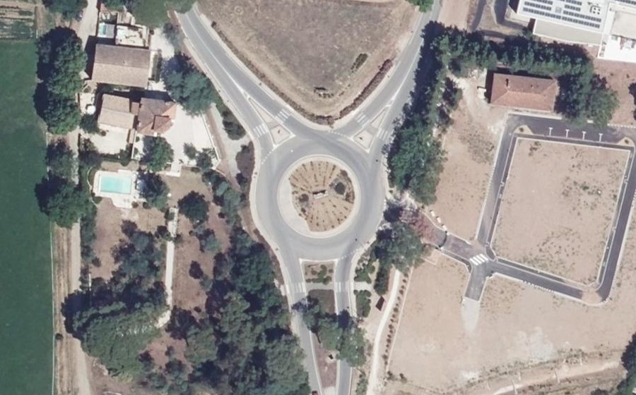 Vue aérienne du Carrefour des 3 Pins
