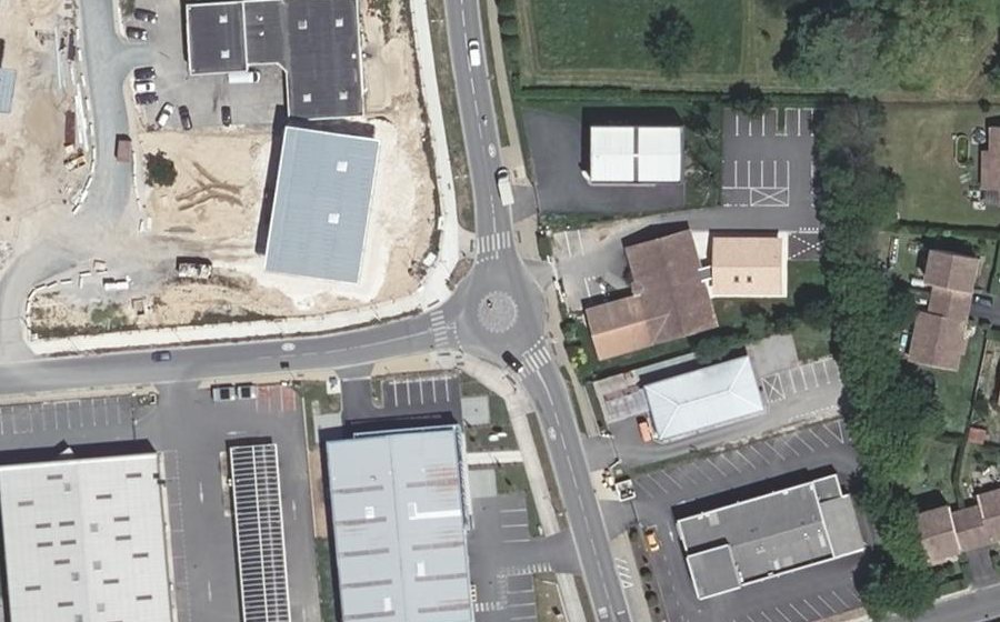 Vue aérienne du Rond-point anonyme n°1469397571