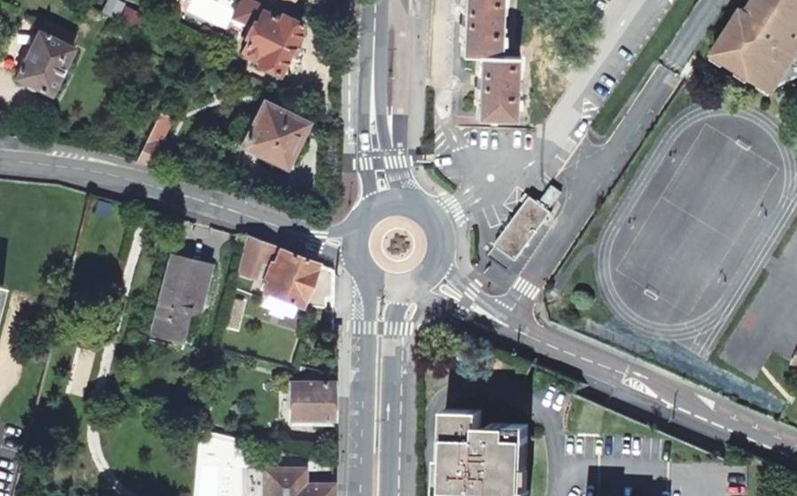 Vue aérienne du Rond-Point des Neuf Clés