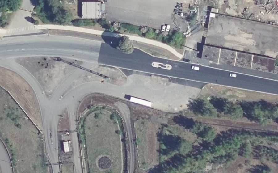 Vue aérienne du Rond-point anonyme n°1472820517