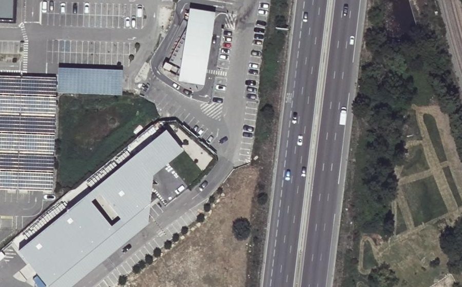 Vue aérienne du Rond-point anonyme n°1480739080