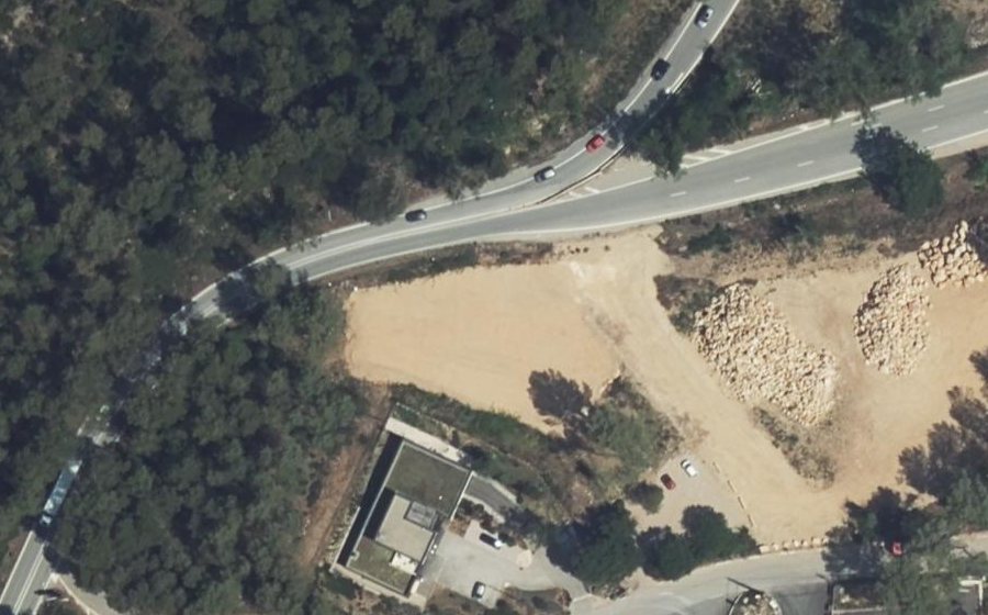 Vue aérienne du Rond-point anonyme n°1482413829