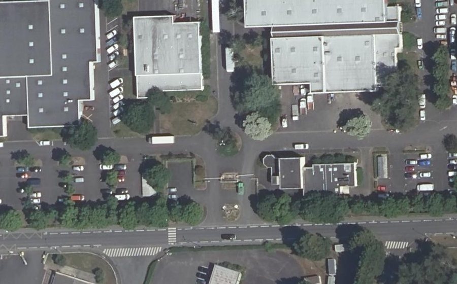 Vue aérienne du Rond-point anonyme n°1484758425