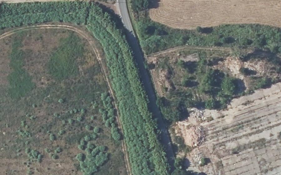 Vue aérienne du Rond-point anonyme n°1487554653