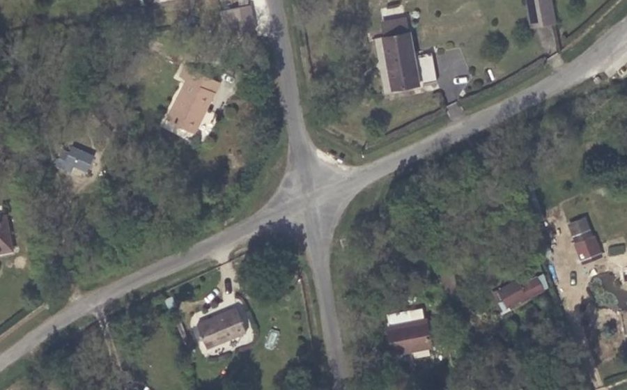Vue aérienne du Rond-point anonyme n°1489192885