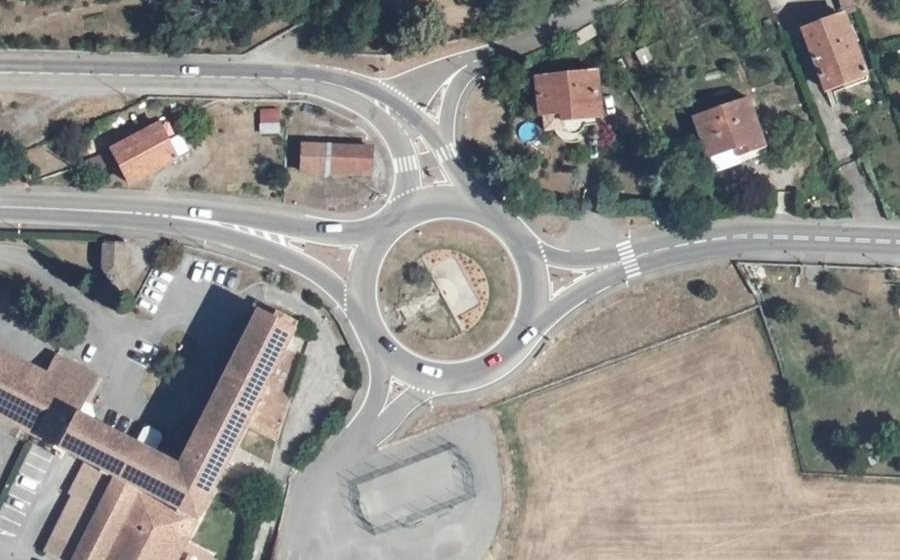 Vue aérienne du Rond-point anonyme n°149101988
