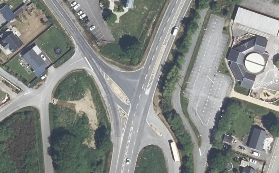 Vue aérienne du Rond-point anonyme n°1492059138