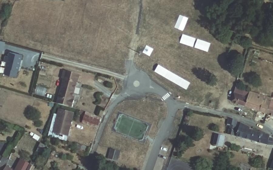 Vue aérienne du Rond-point anonyme n°1493909806