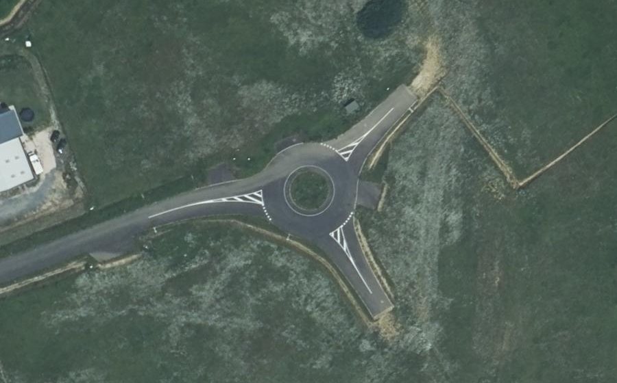 Vue aérienne du Rond-point anonyme n°1495479823