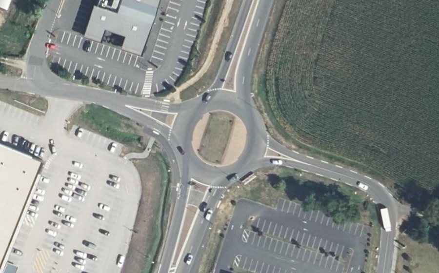 Vue aérienne du Rond-Point des Trois-Poully