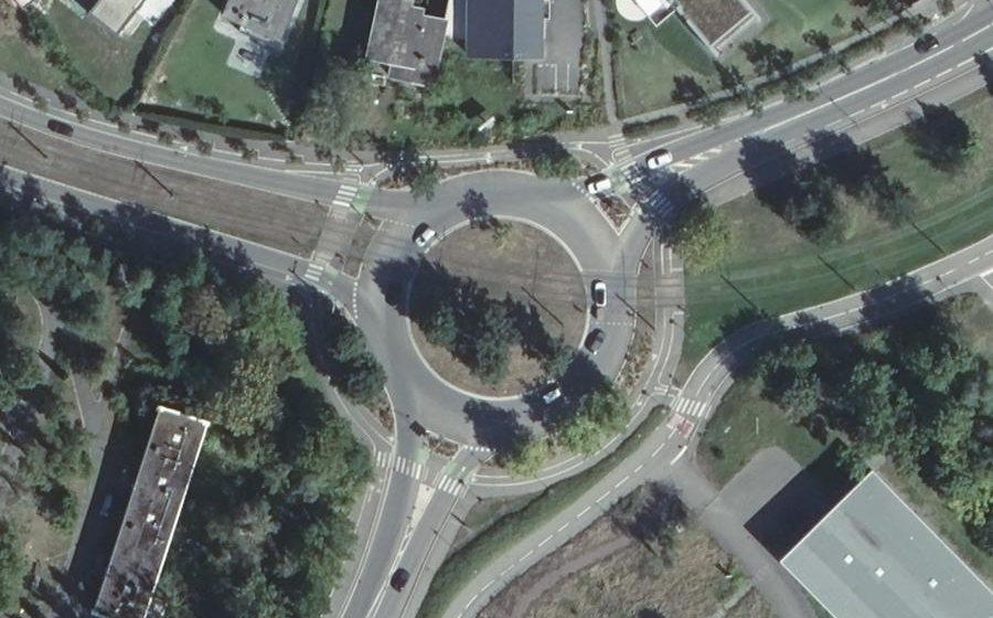Vue aérienne du Rond-Point du 19 Mars 1962