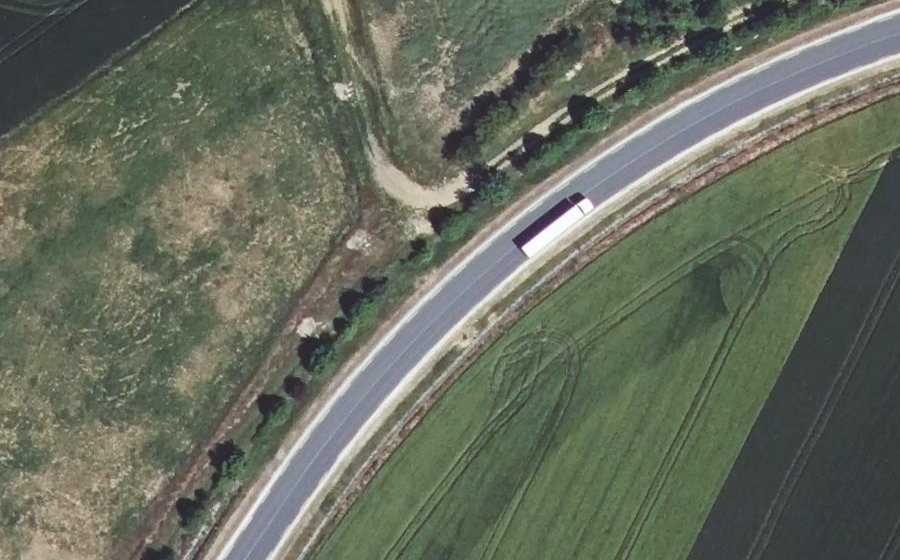 Vue aérienne du Rond-point anonyme n°1502895704