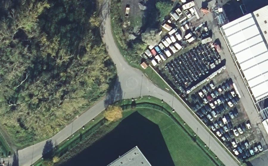 Vue aérienne du Rond-point anonyme n°150553379