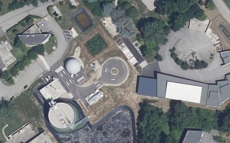 Vue aérienne du Rond-point anonyme n°1507121191