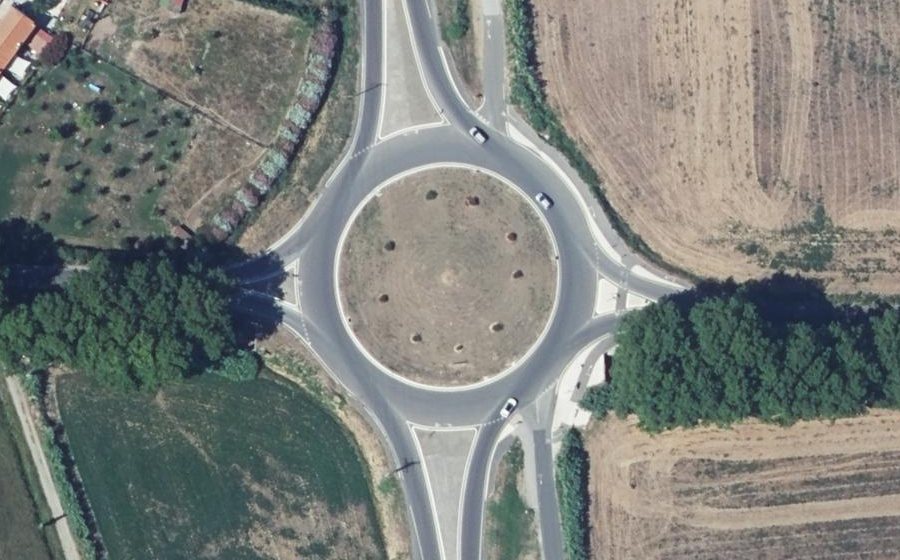 Vue aérienne du Rond-point anonyme n°15083339