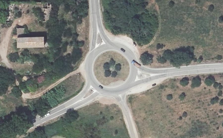 Vue aérienne du Rond-point anonyme n°15093163