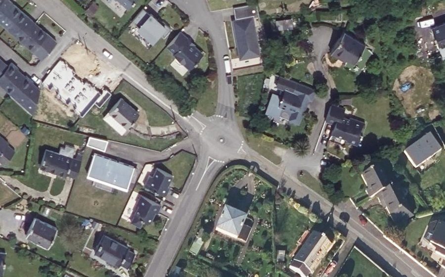 Vue aérienne du Rond-point anonyme n°1514021838