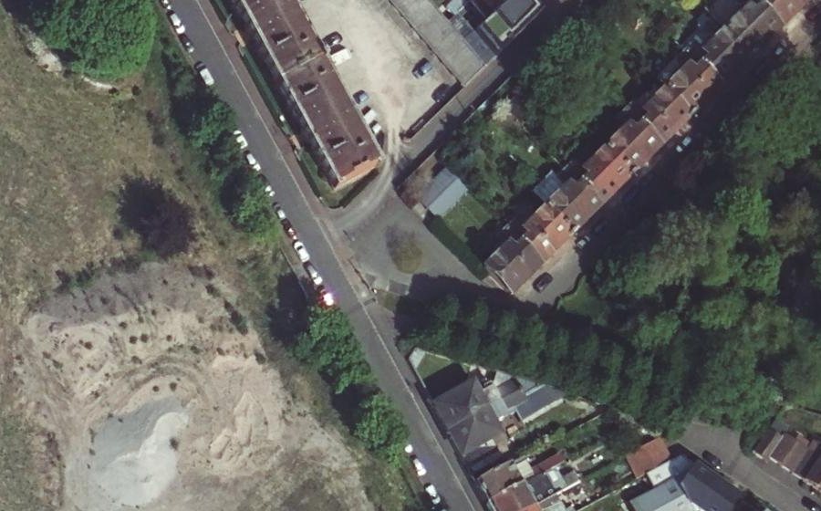 Vue aérienne du Rond-point anonyme n°151483269