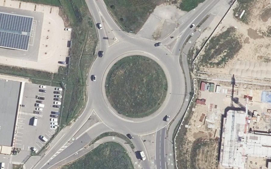 Vue aérienne du Rond-point anonyme n°152010788