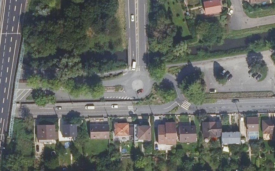 Vue aérienne du Rond-point anonyme n°15229980