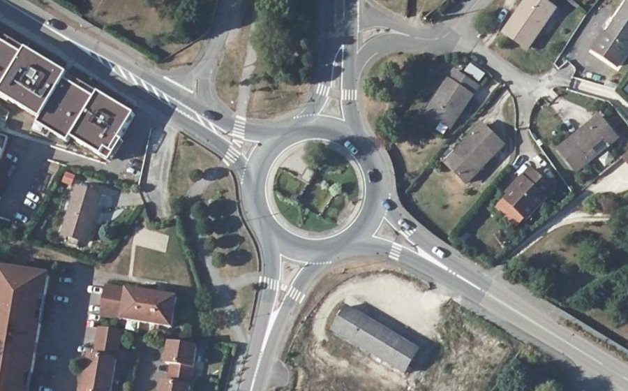 Vue aérienne du Rond-point anonyme n°15236391