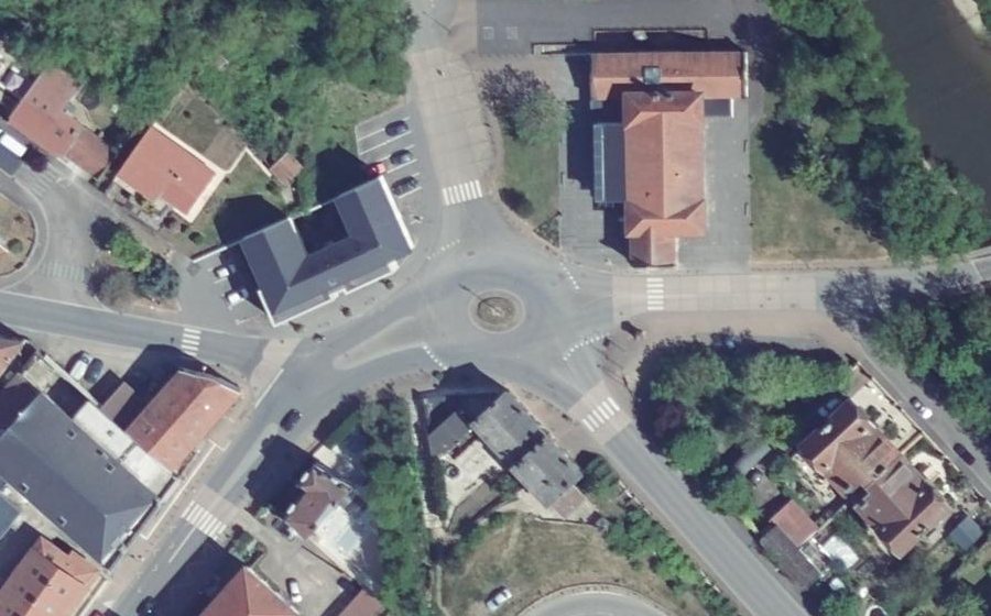 Vue aérienne du Rond-point anonyme n°15255680