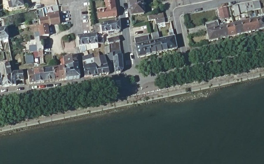 Vue aérienne du Rond-point anonyme n°152988029