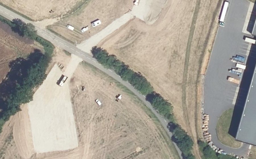 Vue aérienne du Rond-point anonyme n°1530258886