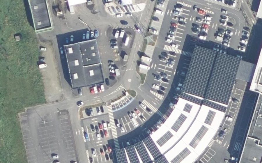 Vue aérienne du Rond-point anonyme n°153500814