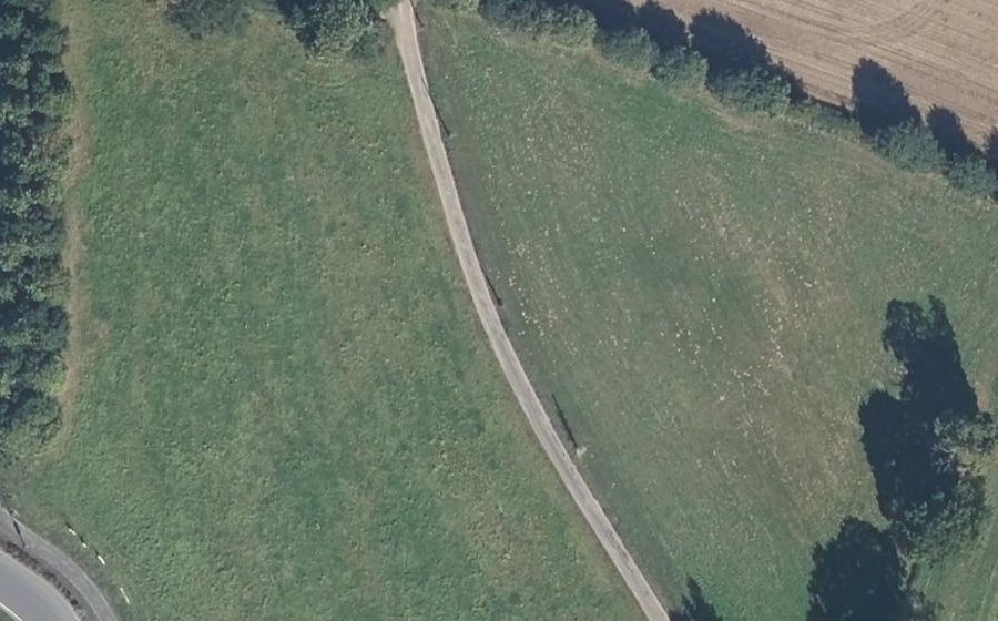 Vue aérienne du Rond-point anonyme n°1536128721
