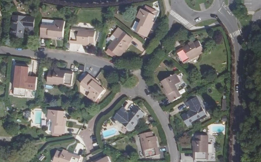 Vue aérienne du Rond-point anonyme n°1537922319
