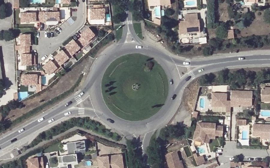 Vue aérienne du Rond-Point des Colonnes
