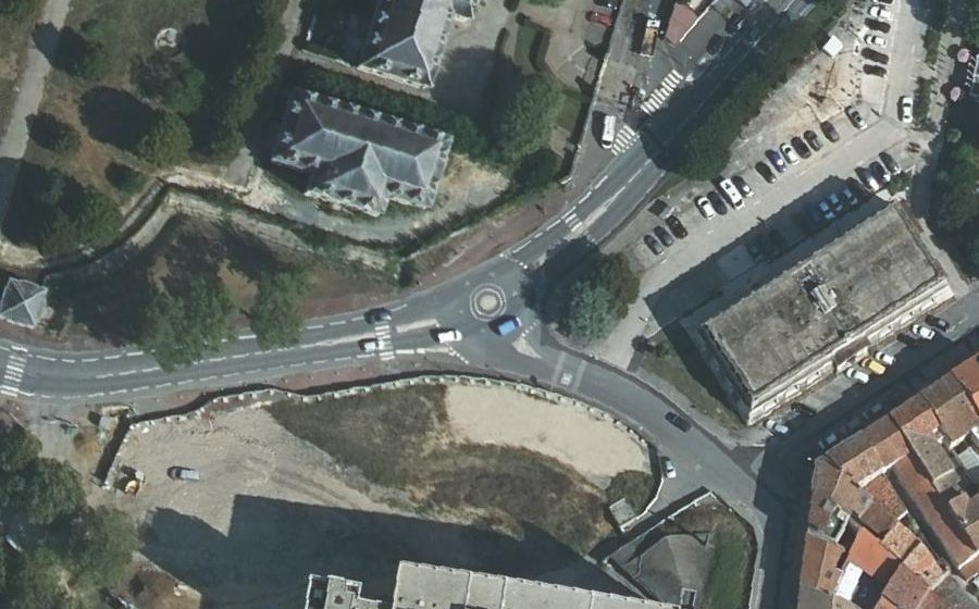 Vue aérienne du Rond-point anonyme n°1545540004