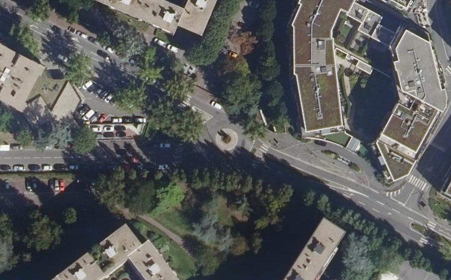Vue aérienne du Rond-point anonyme n°15462600