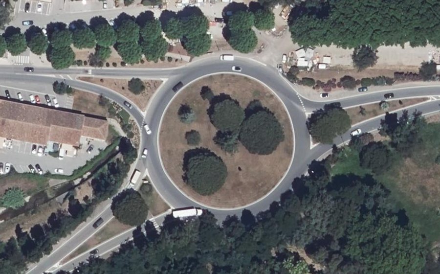 Vue aérienne du Rond-Point de l'Armée d'Afique