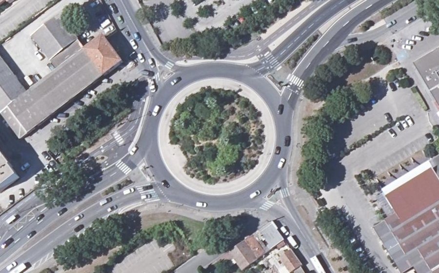 Vue aérienne du Rond-Point Haroun Tazieff