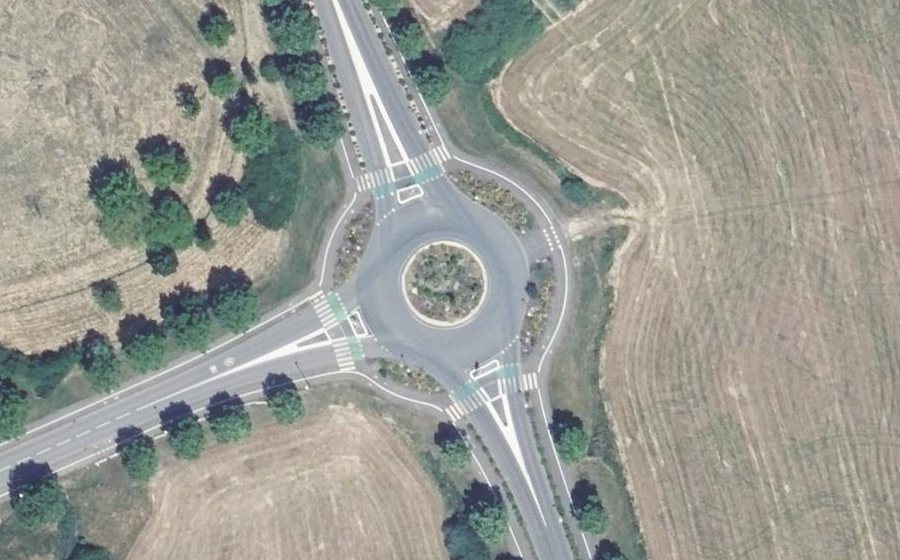 Vue aérienne du Rond-point anonyme n°15561387