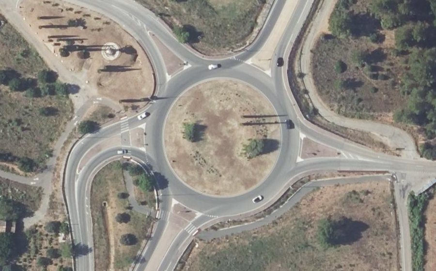 Vue aérienne du Rond-Point des Deux Cyprès