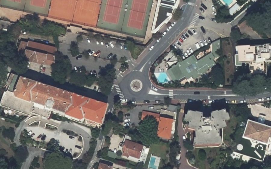 Vue aérienne du Rond-point anonyme n°15576952