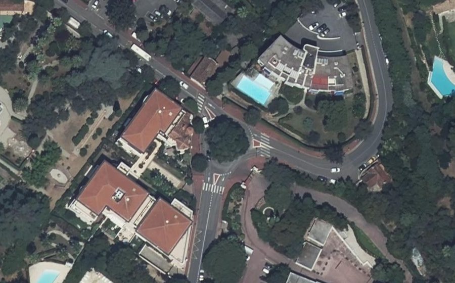 Vue aérienne du Rond-point anonyme n°15581435