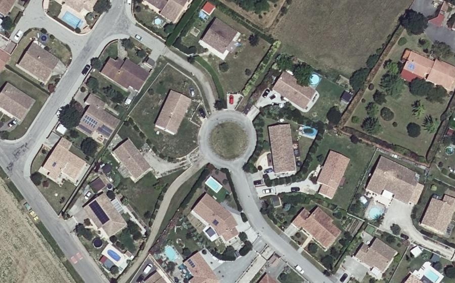 Vue aérienne du Rond-point anonyme n°156005797