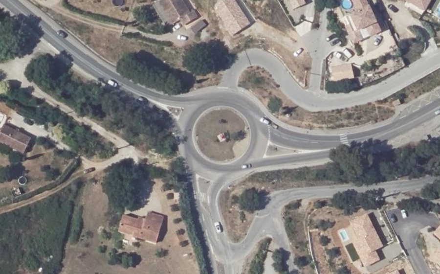 Vue aérienne du Place du Col de l'Ange
