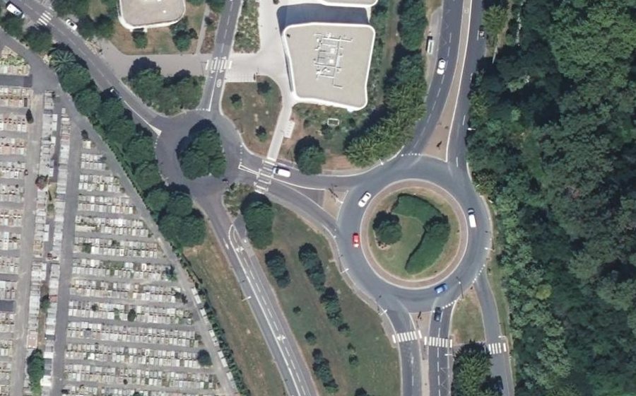 Vue aérienne du Rond-Point du Docteur Armand Saury